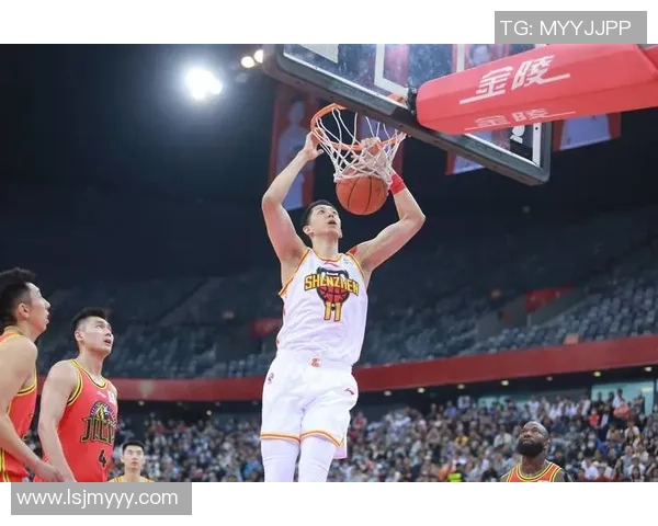 CBA北京首钢对阵山东直播精彩赛事全程回顾与分析